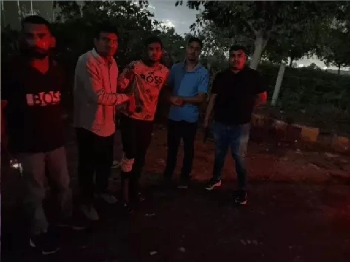 IMG